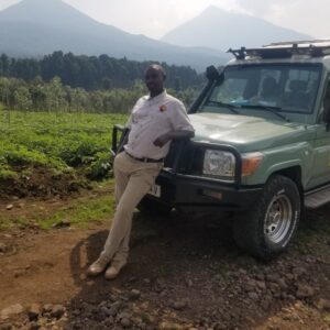 Safari expert in Tanzania